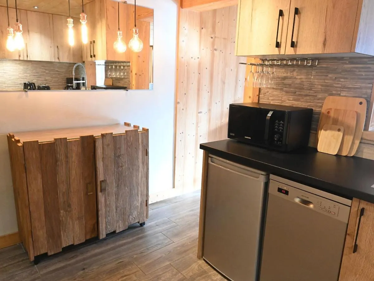 アパート Appartement 2 Chambres Proche Pistes Avec Balcon Et Parking - Fr-1-459-181 ラ・クリュサ フランス